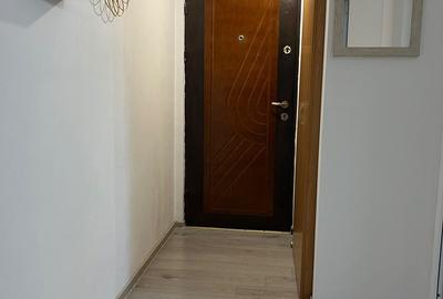 Apartament cu 2 camere semidecomandat în Central - 1