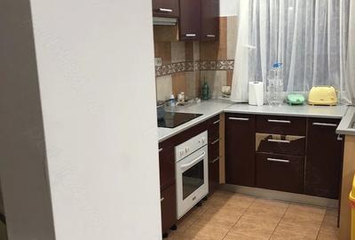 Apartament cu 4 camere decomandat în Central - 1
