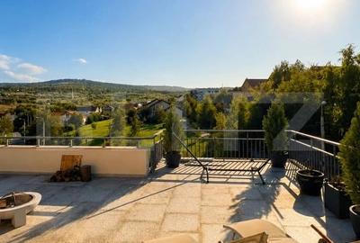 Apartament cu 2 camere semidecomandat în Borhanci