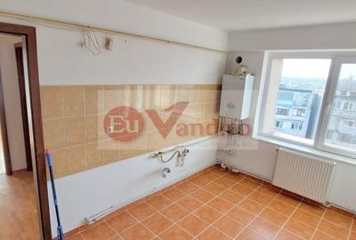 Apartament cu 2 camere decomandat în Micro 14