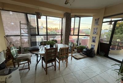 Casă cu 5 camere cu Teren 250 Mp în Ferentari