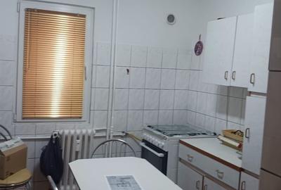 Apartament cu 3 camere decomandat, mobilat în Obor - 14