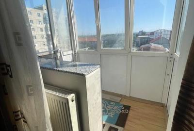 Apartament cu 2 camere semidecomandat în Craiovița Nouă - 6