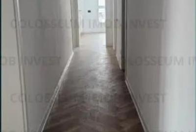 Apartament cu 3 camere decomandat în Tractorul - 9