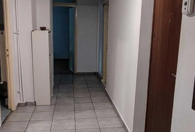 Apartament cu 2 camere decomandat în Sebastian