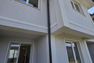 Casă cu 4 camere semidecomandat în Giroc