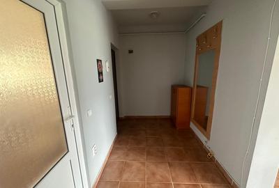 Apartament cu 2 camere semidecomandat, mobilat în Florești - 6