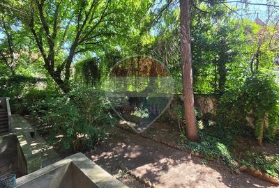 Apartament cu 2 camere decomandat în Ultracentral