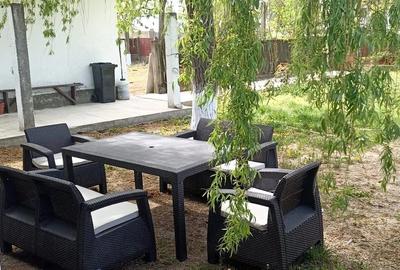Casă cu Teren 2100 Mp în Pristol
