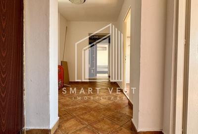 Apartament cu 3 camere decomandat în Micro 14 - 16