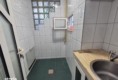 Spațiu comercial, de 80 mp, în Calea București
