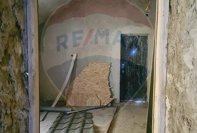 Casă cu 3 camere cu Teren 562 Mp în Central - 4