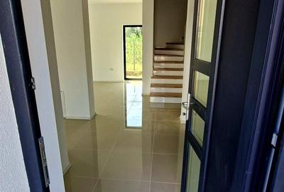Casă cu 4 camere cu Teren 495 Mp în Budeasa