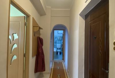 Garsonieră decomandată în Micro 13 - 4