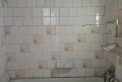 Apartament cu 3 camere decomandat în Pantelimon