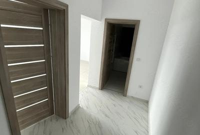 Garsonieră decomandată în Soarelui