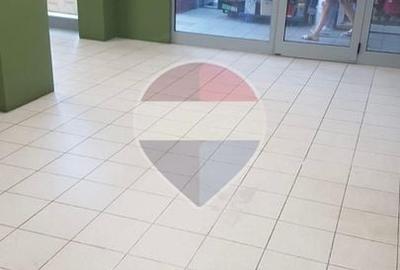 Spațiu comercial, de 48 mp, în Domenii