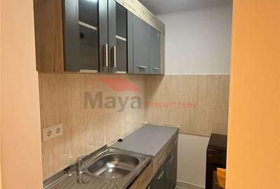 Apartament cu 3 camere în Decebal