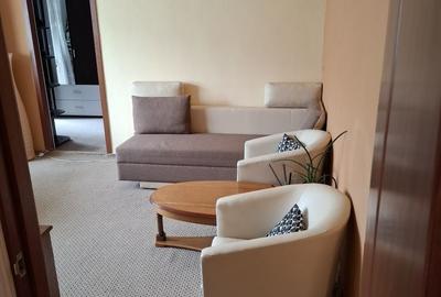 Apartament cu 2 camere semidecomandat în Micro 4