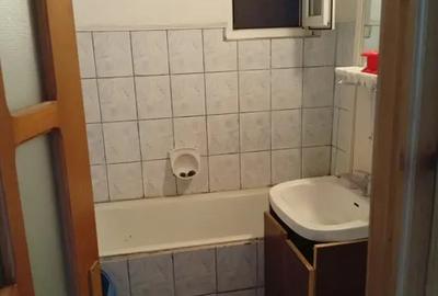 Apartament cu 3 camere decomandat în Brăilei