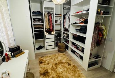 Casă cu 4 camere cu Teren 253 Mp în Sânpetru