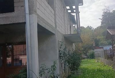 Casă cu 2 camere cu Teren 110 Mp în Săvârșin - 5