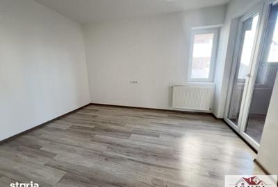 Apartament cu 3 camere decomandat în Central - 2