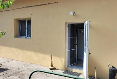 Apartament cu 2 camere nedecomandat în Bârzești