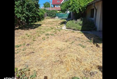 Casă cu 5 camere cu Teren 1000 Mp în Central