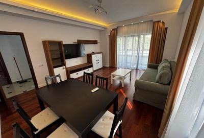 Apartament cu 3 camere decomandat în Moșilor