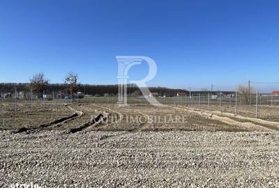 Teren de 543 mp, în Nojorid - 2