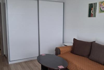 Garsonieră decomandată în Păcii - 1