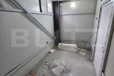 Spațiu comercial, de 300 mp, în Panic