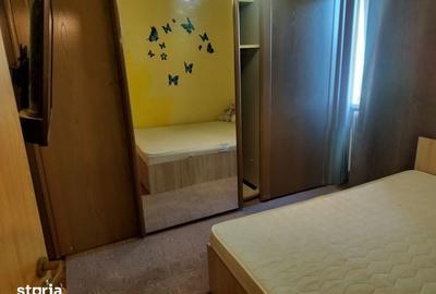 Apartament cu 3 camere decomandat în Valea Rosie