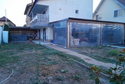 Casă cu 4 camere cu Teren 300 Mp în Central - 2
