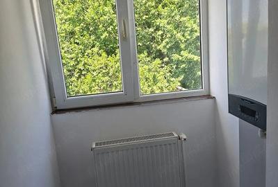 Garsonieră decomandată în - 1