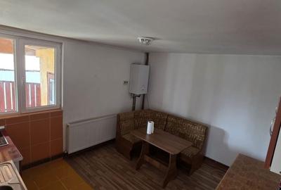 Casă cu 5 camere cu Teren 176 Mp în Tudor Vladimirescu - 3