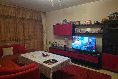 Apartament cu 3 camere decomandat în Brotăcei - 19