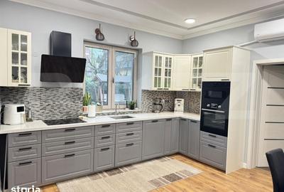 Casă cu 5 camere cu Teren 440 Mp în Central