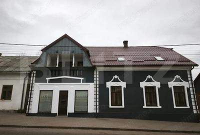 Casă cu 5 camere cu Teren 432 Mp în Rădăuți