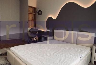 Apartament cu 3 camere decomandat în Băneasa