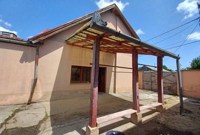 Casă cu 3 camere cu Canalizare în Cantemir - 6