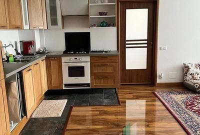 Apartament cu 3 camere semidecomandat în Florești - 2