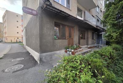 Apartament cu 2 camere decomandat în Central - 1