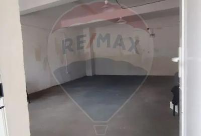 Spațiu comercial, de 722 mp, în Dorna Candrenilor - 2
