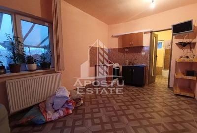 Casă cu 5 camere cu Canalizare în Ronaț - 3