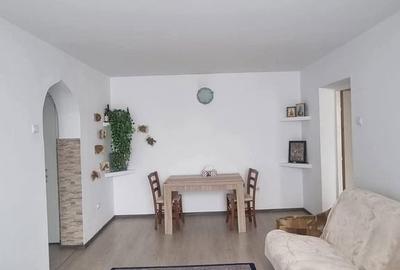 Apartament cu 3 camere semidecomandat în Prisăcani - 8
