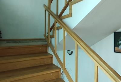 Casă cu 4 camere cu Teren 537 Mp în Central - 11