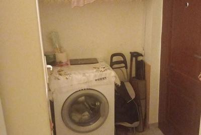 Apartament semidecomandat în Rahova