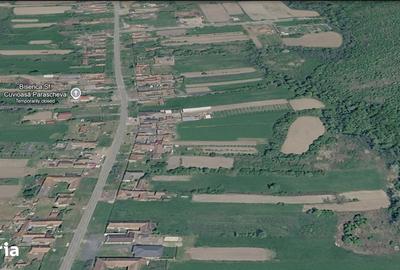 Teren de 3024 mp, în Ususău